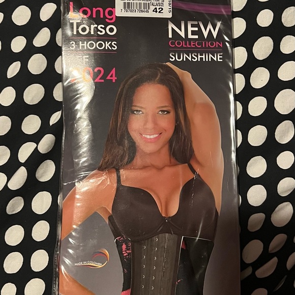 Ann Michell Long Torso 3 Hook Latex Waist Trainer - Picture 4 of 5